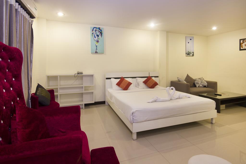 Royal Q & D Suites Pattaya Dış mekan fotoğraf