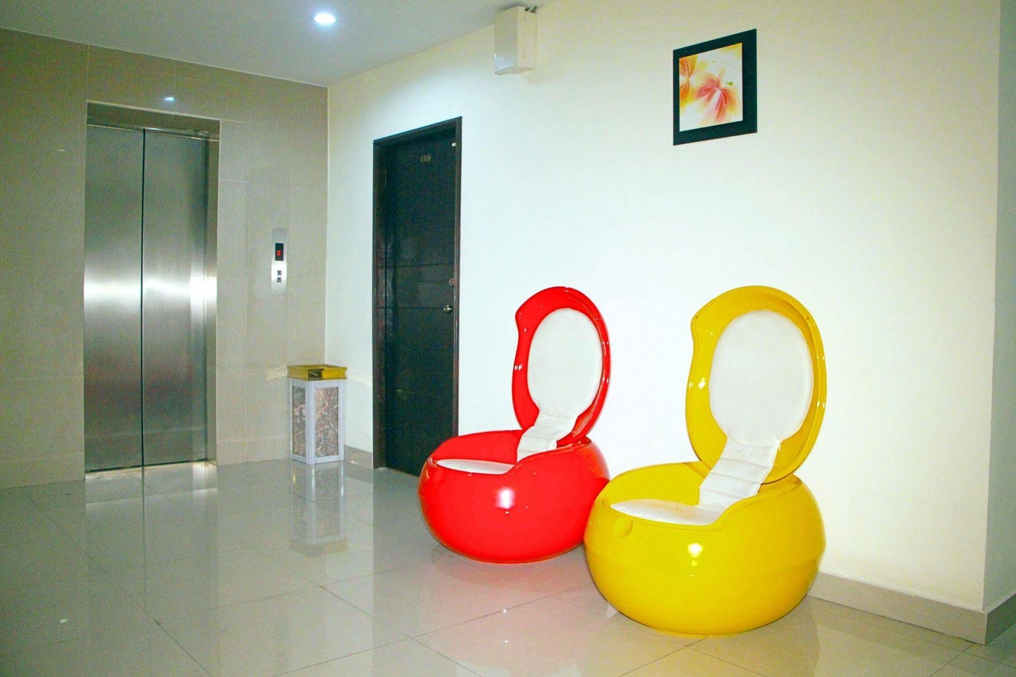 Royal Q & D Suites Pattaya Dış mekan fotoğraf