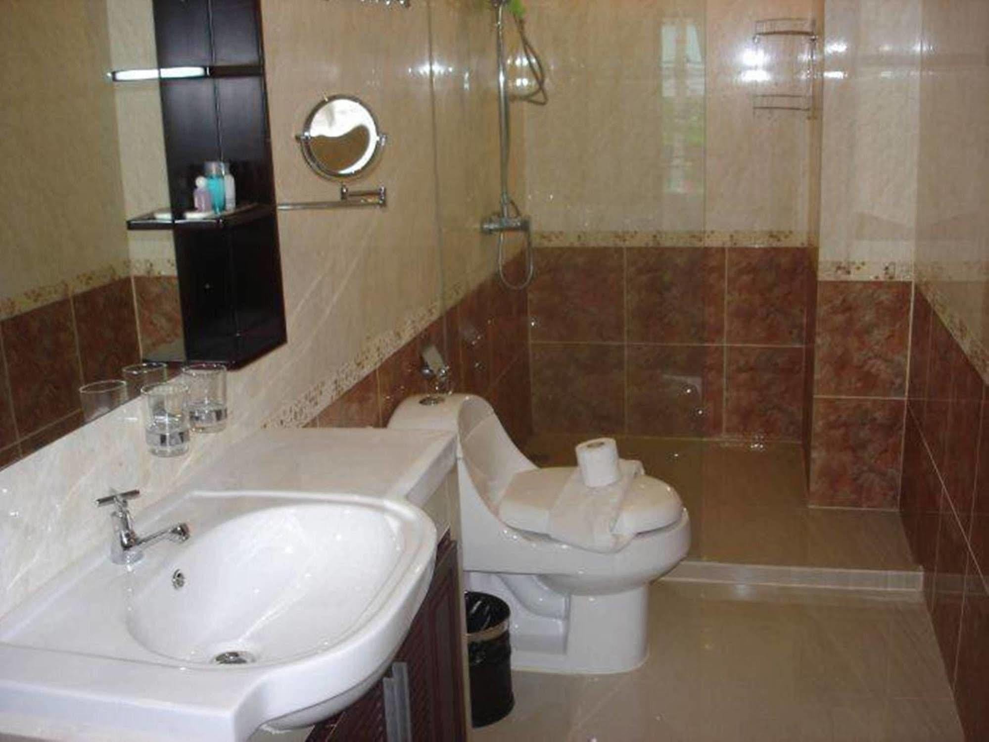 Royal Q & D Suites Pattaya Dış mekan fotoğraf