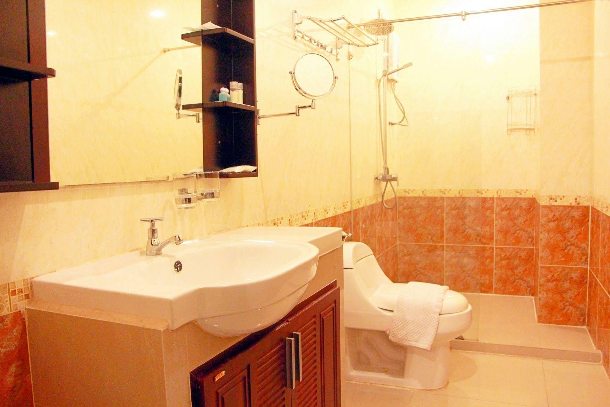 Royal Q & D Suites Pattaya Dış mekan fotoğraf