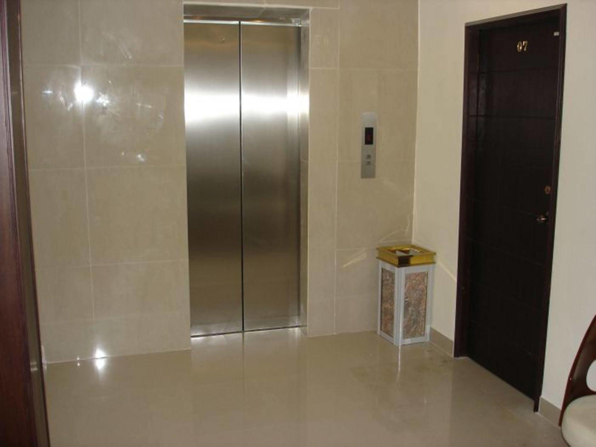 Royal Q & D Suites Pattaya Dış mekan fotoğraf