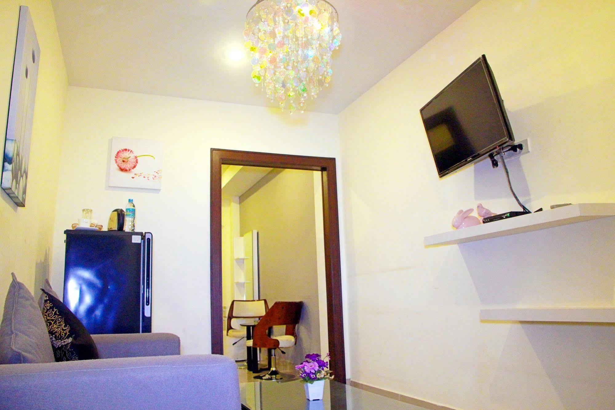 Royal Q & D Suites Pattaya Dış mekan fotoğraf